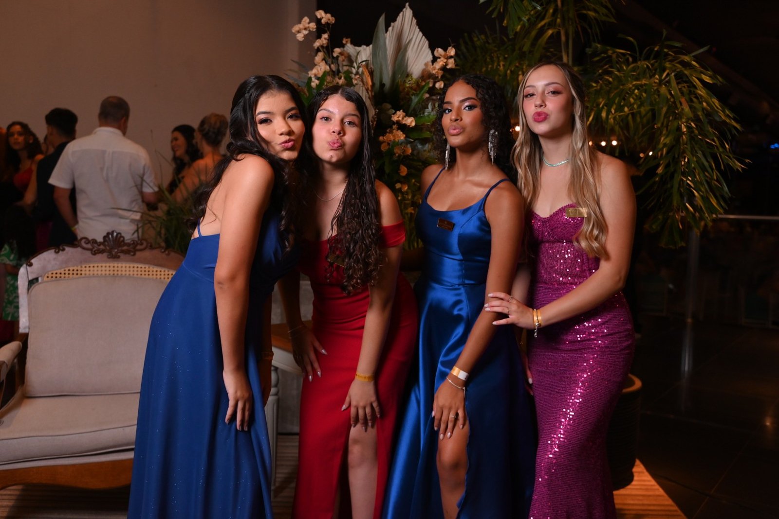 Formandas reunidas na festa de formatura